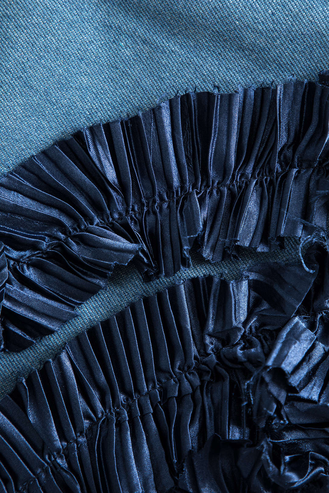 Asymmetrical denim skirt with zipper 