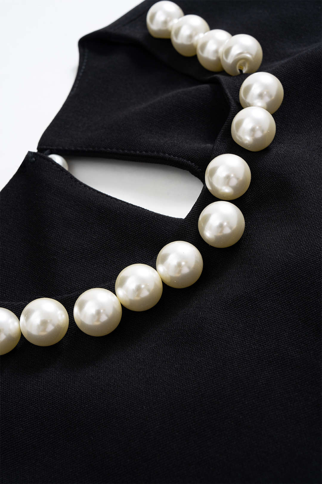 Beaded Tank Top And Ruched Zipper Skirt Set 