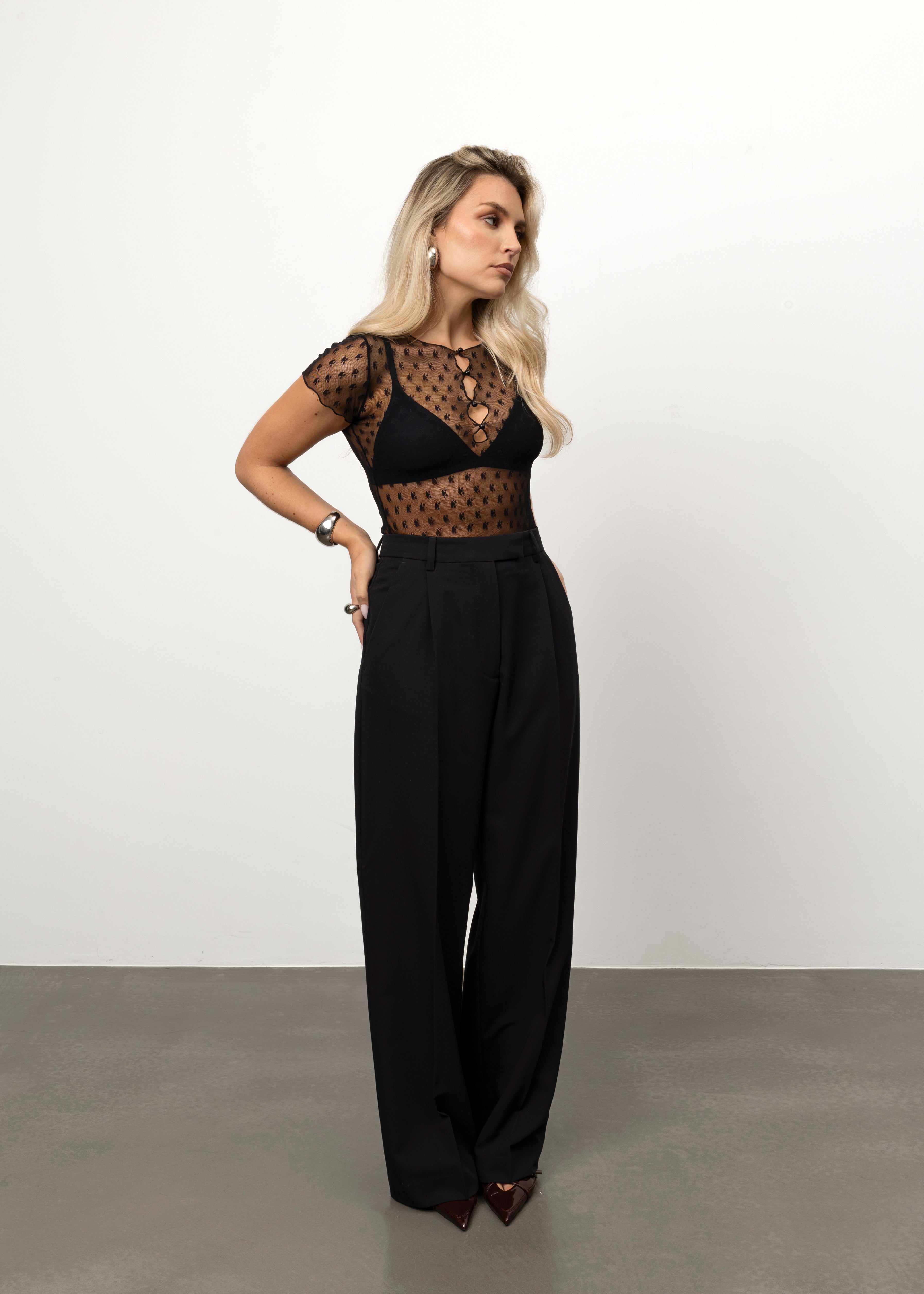 Scarlett Sheer Lace T-shirt - Black 