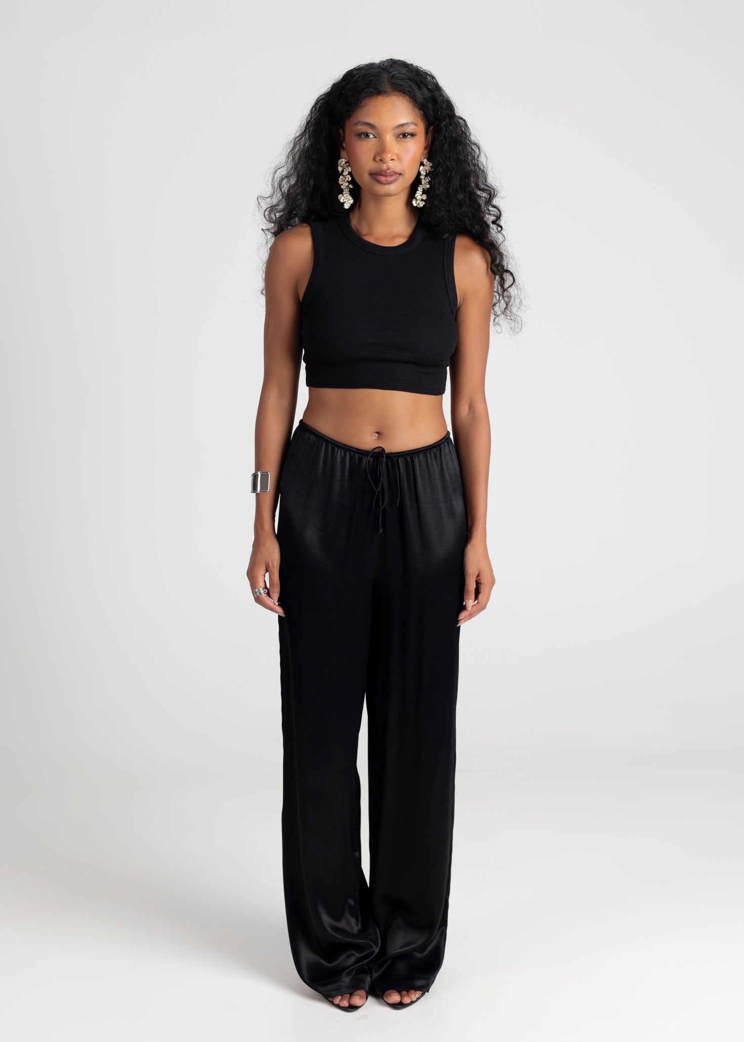 Kurt High-Neck Cropped Tank Top - Black 