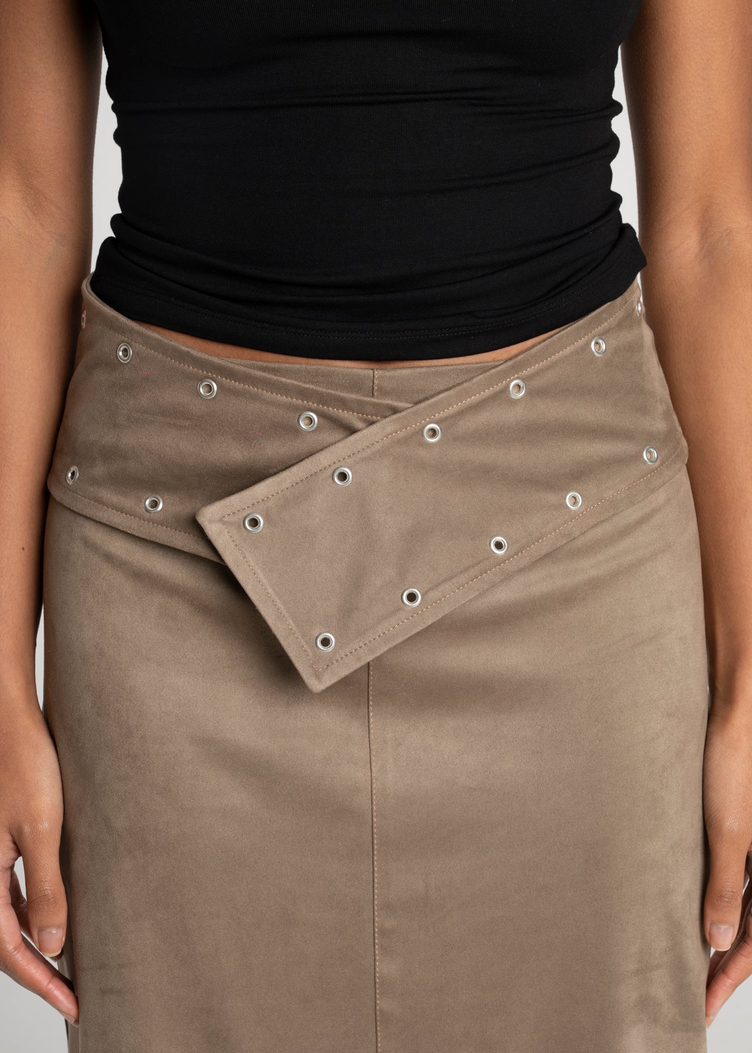 Mora Suede Maxi Mid-Waist Skirt With Belt 